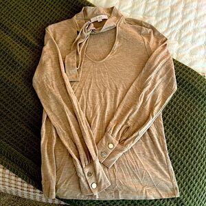 Cute Loft top to pair with jeans or slacks